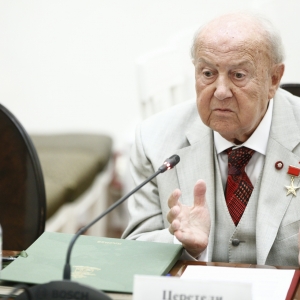 Подписание соглашения о сотрудничестве между Российской академией художеств и Российским военно-историческим обществом