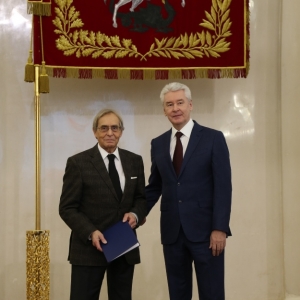 Президент Российской академии художеств З.К.Церетели награжден Почетной грамотой Правительства Москвы