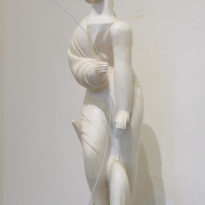 Н.Н. Вяткина. Диана с луком. 2009, фаянс. Собственность автора. Фото Виктора Березкина, пресс-служба РАХ