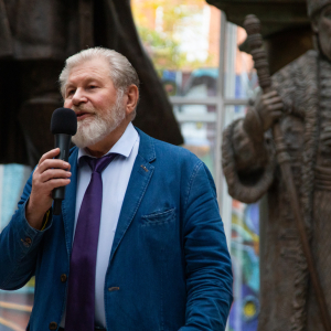 19.10.2023. Праздник «Посвящения в юные художники» учащихся Московской центральной художественной школы при РАХ в МВК РАХ Галерее искусств Зураба Церетели. Фото: Мария Малая